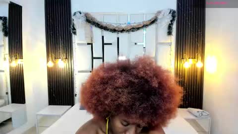 Zoe Novakk  online show from December 2025 02:11:01 PM