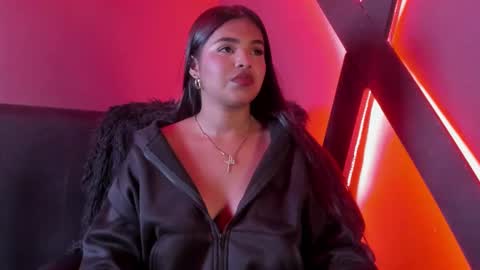 Zoe online show from September 2025 07:01:01 AM