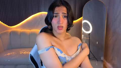 Zoe online show from March 2026 08:04:02 PM