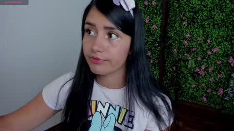 Snapshot of zoe_wattson chatting on February 2025 02:59:02 AM Zoe online show from February 2025 02:59:02 AM