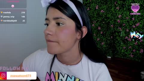 Snapshot of zoe_wattson chatting on February 2025 06:04:01 AM Zoe online show from February 2025 06:04:01 AM