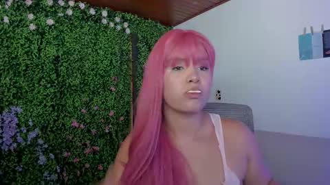 Zoe online show from November 2025 02:20:01 AM