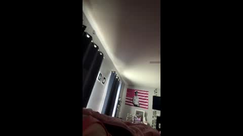 zoeapolo online show from April 2026 07:23:02 PM