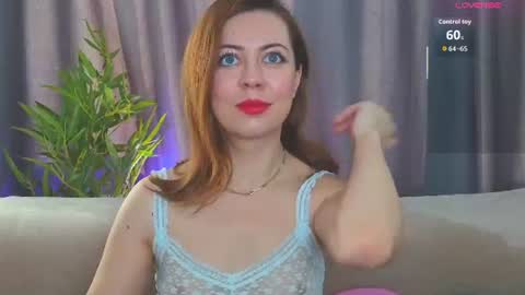 Snapshot of zoebellax chatting on June 2026 06:10:02 AM Zoe online show from June 2026 06:10:02 AM