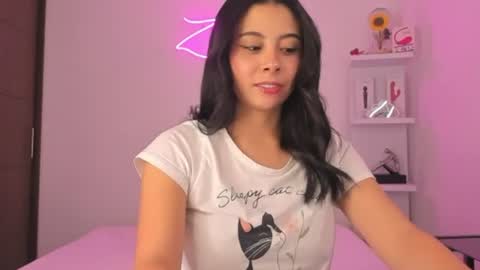 zoecams online show from July 2026 02:44:01 AM