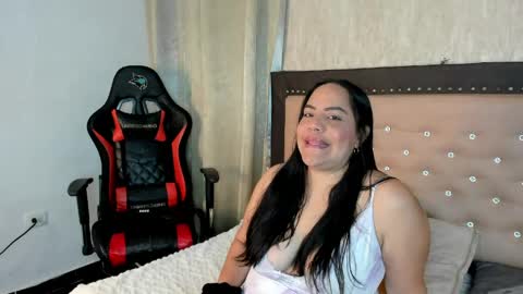 Snapshot of zoedeleon chatting on May 2026 07:22:02 PM zoedeleon online show from May 2026 07:22:02 PM