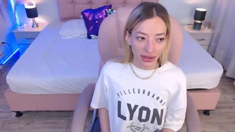zoe online show from June 2026 03:30:02 AM