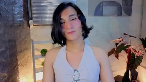 Snapshot of zoee_kiss_ chatting on May 2026 04:53:02 AM ZOE online show from May 2026 04:53:02 AM