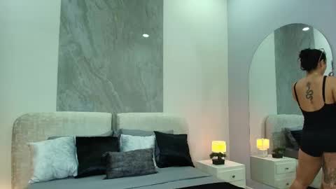Zoe 3 online show from May 2026 05:39:01 PM