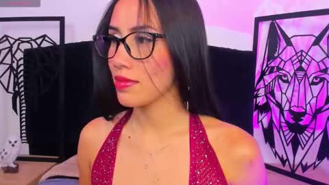 Laura  online show from March 2026 04:06:02 AM