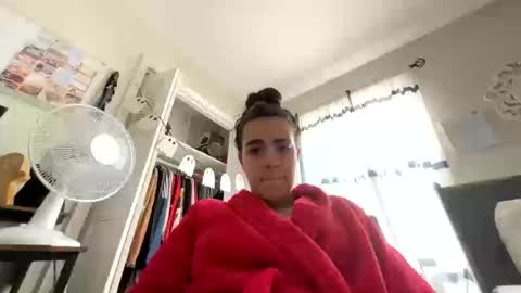 LovelyLatin25 online show from October 2025 03:44:02 PM