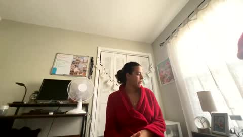 LovelyLatin25 online show from October 2025 01:34:01 PM