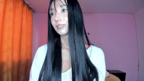 Snapshot of zoey_babyqueen19 chatting on April 2026 10:18:01 PM Zoey online show from April 2026 10:18:01 PM