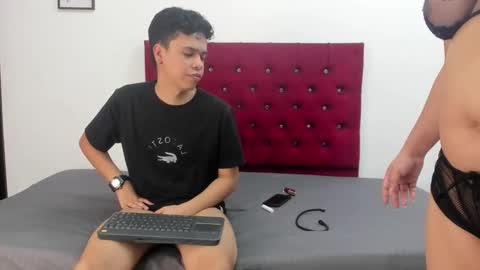 Snapshot of zoey_jayden chatting on March 2026 03:55:01 AM Zoey Jayden online show from March 2026 03:55:01 AM