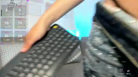 Zoey  online show from July 2026 01:47:02 PM