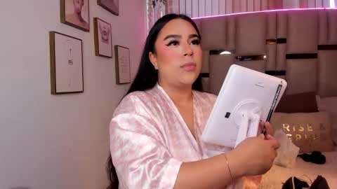 Snapshot of zoey_thommpson chatting on February 2026 08:05:01 PM zoey thommpson online show from February 2026 08:05:01 PM