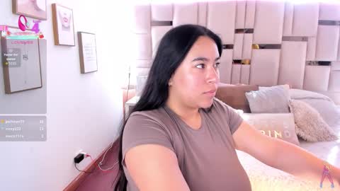 Snapshot of zoey_thommpson chatting on February 2026 08:04:02 PM zoey thommpson online show from February 2026 08:04:02 PM