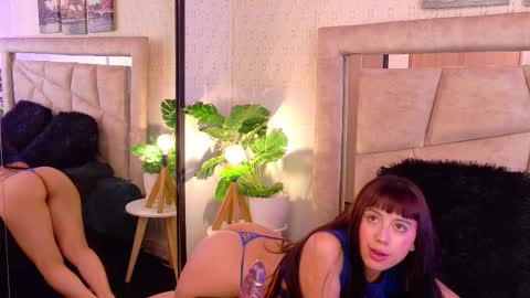 Snapshot of zoeylennox_ chatting on November 2025 12:24:02 AM Zoey online show from November 2025 12:24:02 AM