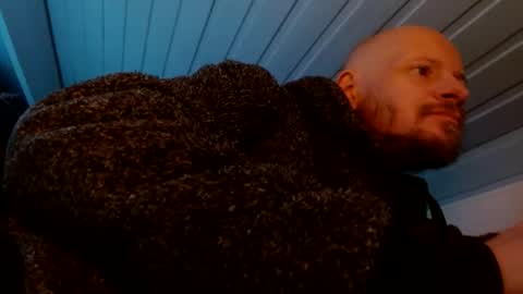 Snapshot of zolexthomas chatting on January 2025 03:50:01 PM zolexthomas online show from January 2025 03:50:01 PM