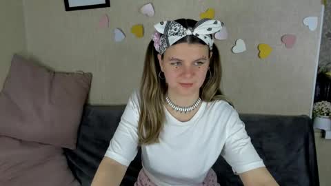 Snapshot of zorianaa_ chatting on May 2026 08:38:02 PM Zoriana online show from May 2026 08:38:02 PM