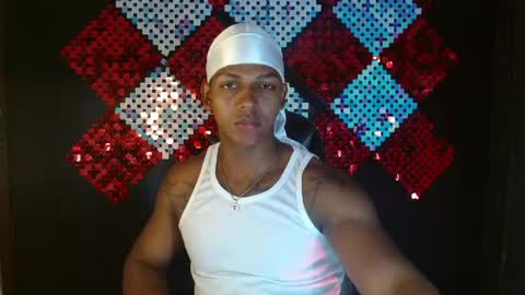Snapshot of zoriel_derox chatting on April 2026 12:11:02 PM Zoriel online show from April 2026 12:11:02 PM