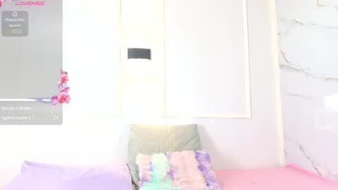 Snapshot of zorravioleta chatting on June 2026 01:10:01 PM Violeta online show from June 2026 01:10:01 PM