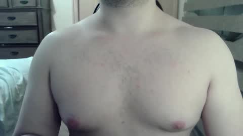 Snapshot of zorrito_himbo chatting on May 2026 05:34:02 AM Himbo fox online show from May 2026 05:34:02 AM