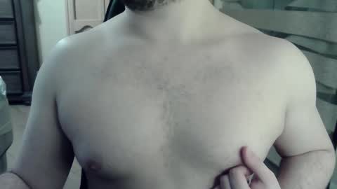 Snapshot of zorrito_himbo chatting on May 2026 06:54:02 AM Himbo fox online show from May 2026 06:54:02 AM