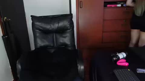 Snapshot of zpzphot chatting on September 2025 12:24:02 AM zpzphot online show from September 2025 12:24:02 AM