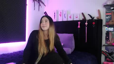 Snapshot of zpzphot chatting on November 2025 10:33:02 PM zpzphot online show from November 2025 10:33:02 PM