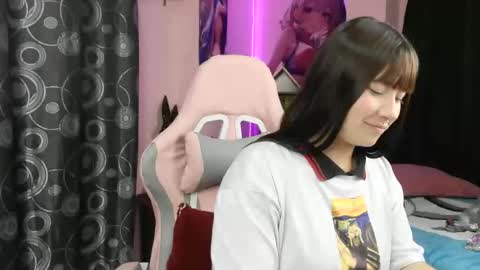 zulemapiel online show from April 2026 11:38:01 PM