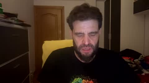 Snapshot of zurdineno chatting on July 2026 04:18:01 AM zurdineno online show from July 2026 04:18:01 AM