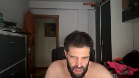 Snapshot of zurdineno chatting on July 2026 04:46:02 PM zurdineno online show from July 2026 04:46:02 PM