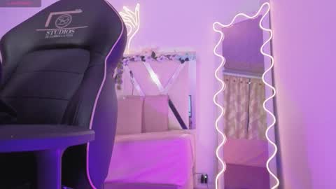 ZURY   online show from February 2026 11:31:02 AM