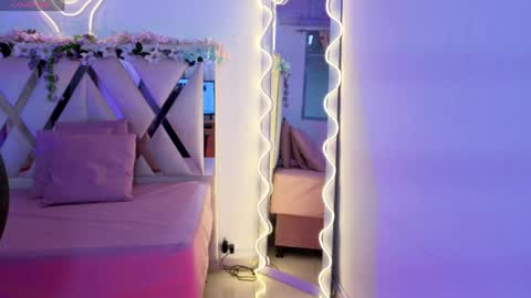 ZURY   online show from March 2026 11:32:01 AM