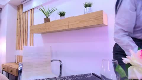 Snapshot of zuzana21 chatting on May 2026 12:22:02 PM Zuzana21 online show from May 2026 12:22:02 PM