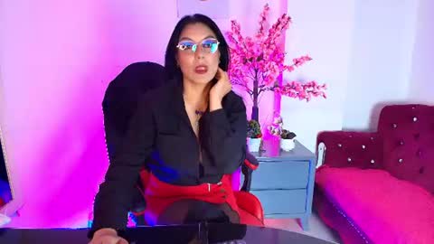 Snapshot of zuzana21 chatting on June 2026 12:53:02 PM Zuzana21 online show from June 2026 12:53:02 PM