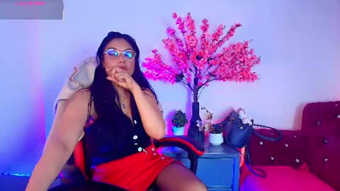 Snapshot of zuzana21 chatting on June 2026 12:59:01 PM Zuzana21 online show from June 2026 12:59:01 PM