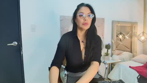 Snapshot of zuzana21 chatting on July 2026 01:26:01 PM Zuzana21 online show from July 2026 01:26:01 PM