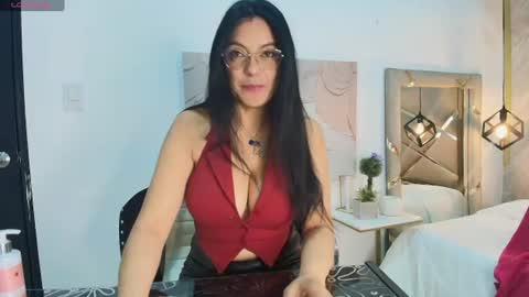 Snapshot of zuzana21 chatting on July 2026 01:47:01 PM Zuzana21 online show from July 2026 01:47:01 PM
