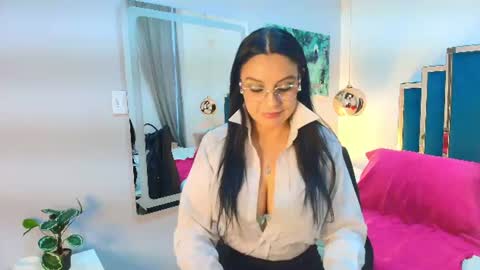 Snapshot of zuzana21 chatting on July 2026 01:28:02 PM Zuzana21 online show from July 2026 01:28:02 PM