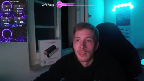 Zuzmoe online show from December 2025 09:21:02 PM