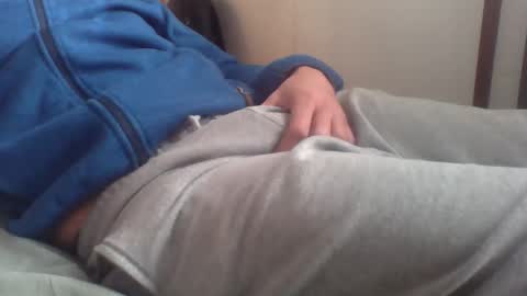 Snapshot of zyggy87 chatting on December 2025 12:43:02 PM zyggy87 online show from December 2025 12:43:02 PM