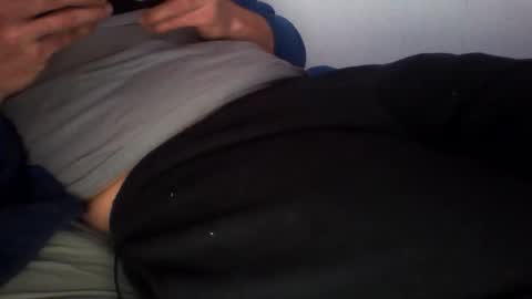 Snapshot of zyggy87 chatting on December 2025 12:00:01 PM zyggy87 online show from December 2025 12:00:01 PM