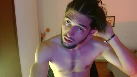 Zyon online show from October 2025 01:41:02 PM