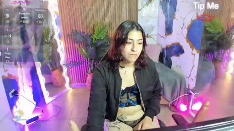 Snapshot of zyra_tay chatting on June 2026 11:33:01 AM zyra_tay online show from June 2026 11:33:01 AM