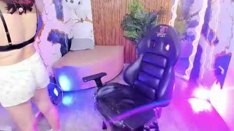 Snapshot of zyra_tay chatting on July 2026 11:34:01 AM zyra_tay online show from July 2026 11:34:01 AM