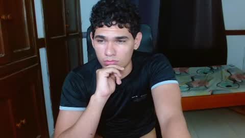 Snapshot of zyrosxk chatting on June 2026 09:14:01 AM antonio felipe online show from June 2026 09:14:01 AM