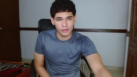 Snapshot of zyrosxk chatting on July 2026 01:57:01 PM antonio felipe online show from July 2026 01:57:01 PM
