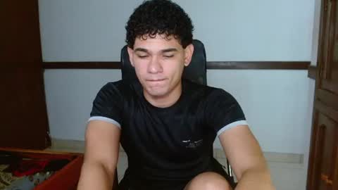 Snapshot of zyrosxk chatting on July 2026 07:41:02 AM antonio felipe online show from July 2026 07:41:02 AM